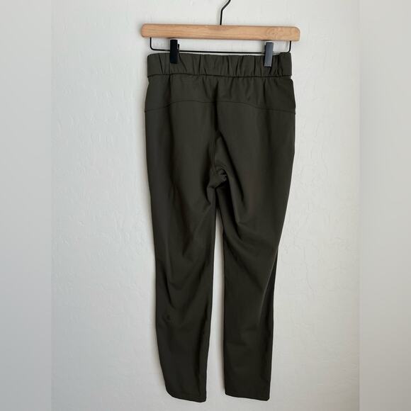 Lululemon on the fly jogger pants Olive green 2 - Picture 5 of 9